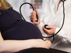 فشار خون بارداری